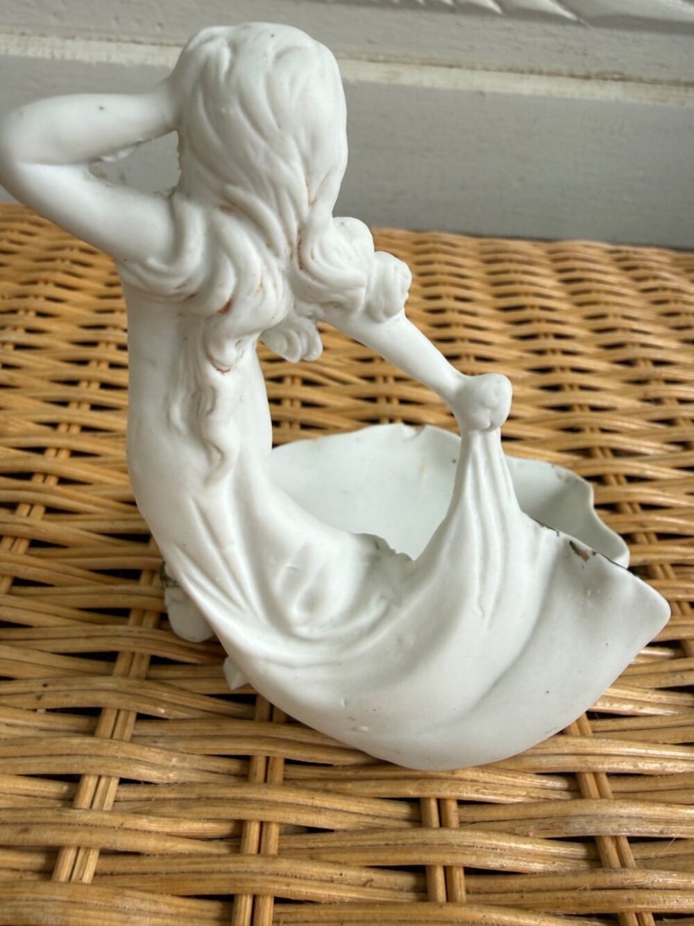 Antique 1910s Nouveau German Bisque Porcelain Maiden Flowing Dress Trinket Dish - Picture 8 of 11